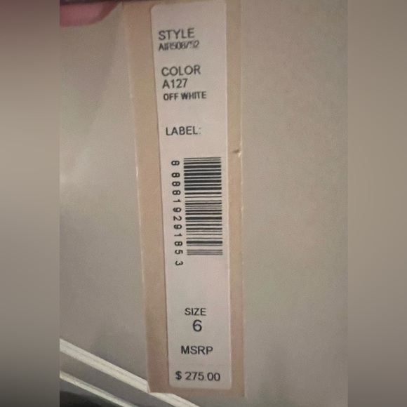 NWT Alice and Olivia Air Stretch off the shoulder Meya Dress size 6 - Picture 4 of 4